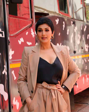 Sonali Bendre - Photos: Celebs Shoot For Neha Dhupia's show Vogue with BFF