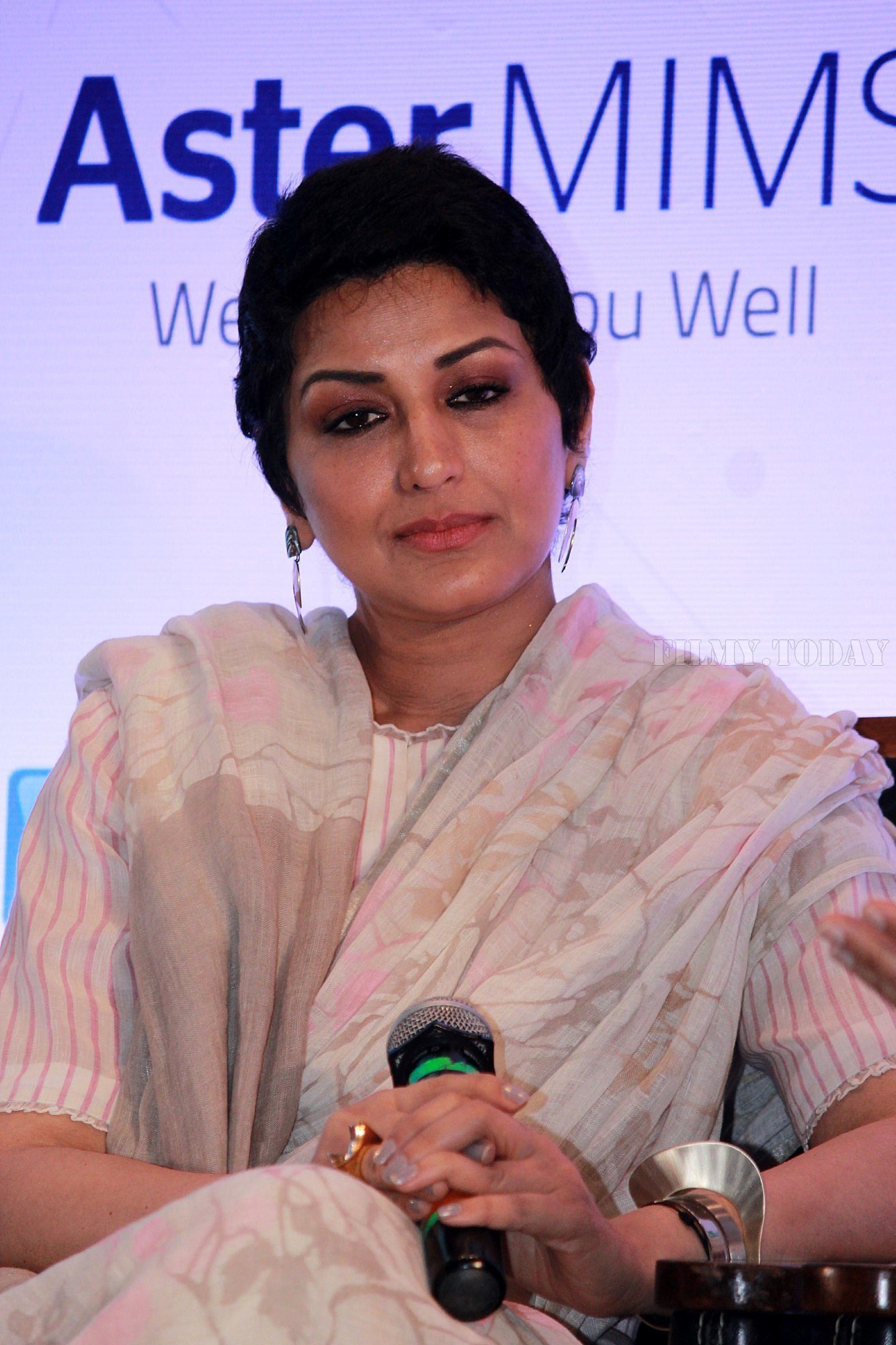 Photos: Sonali Bendre at The Discussion of 5th International Conference 'CAHOCON 2019' | Picture 1642713