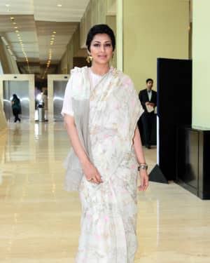 Photos: Sonali Bendre at The Discussion of 5th International Conference 'CAHOCON 2019' | Picture 1642697