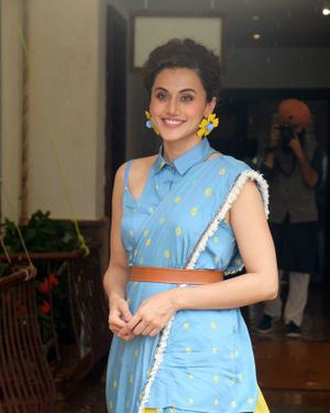 Taapsee Pannu - Photos: Media Interactions For The Film Mission Mangal At Sun N Sand | Picture 1672536
