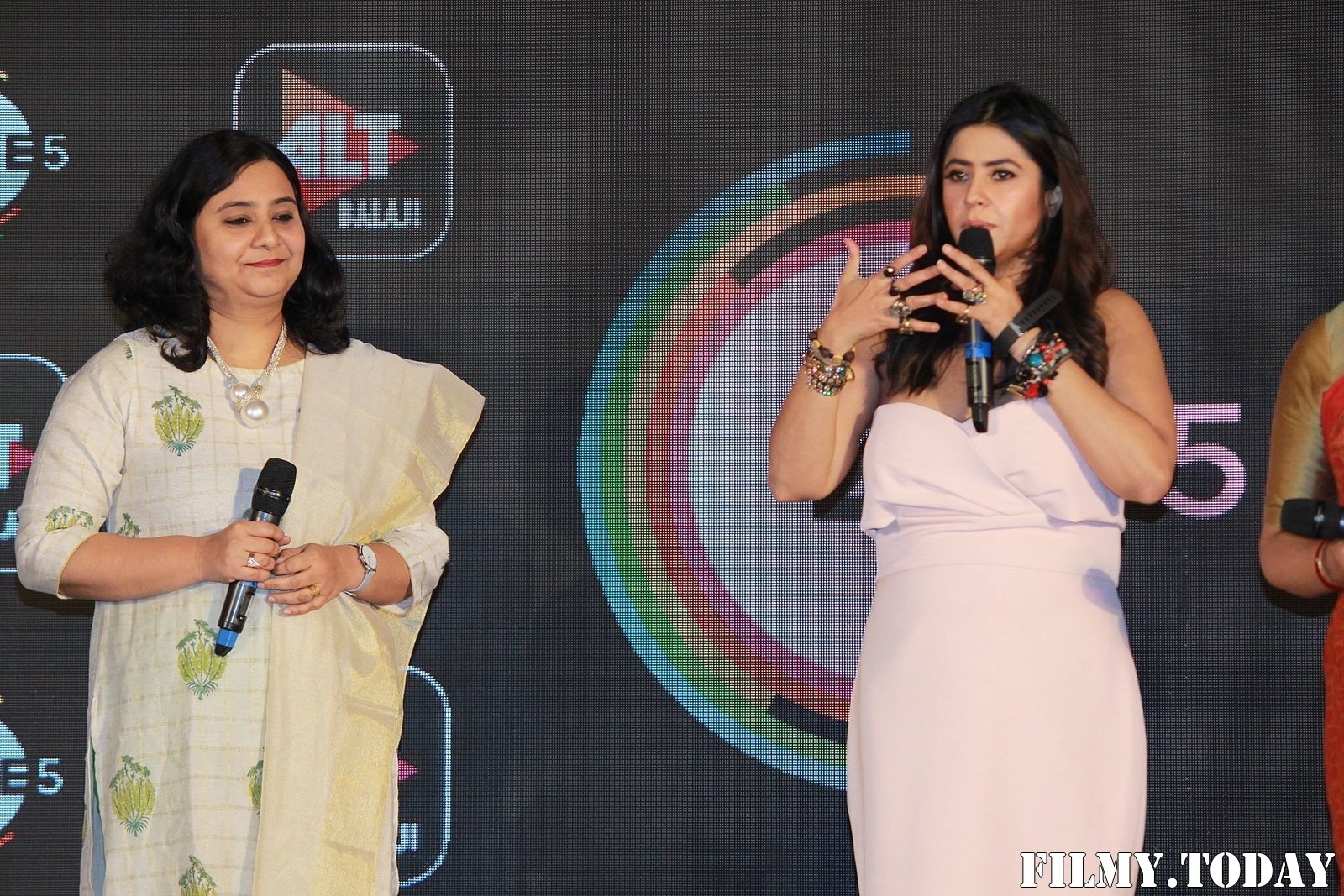 Photos: Press Conference Of M.O.M - Mission Over Mars & Chicken Masala & Cold Lassi | Picture 1675908