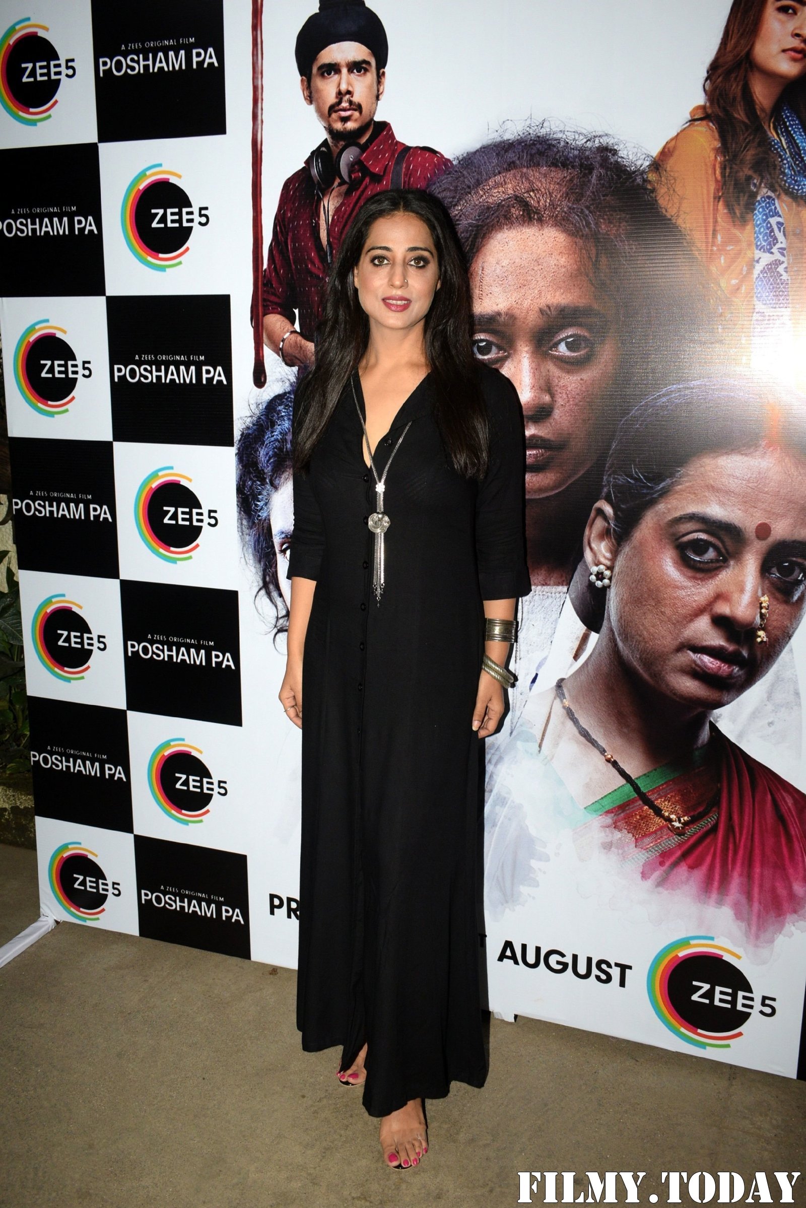 Mahie Gill - Photos: Screening Of Webseries Posham Pa At Sunny Sound | Picture 1677035