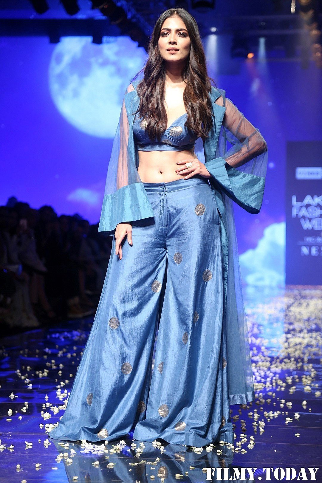 Photos: Malvika Mohanan Walks For Vineet Rahul At Lakme Fashion Week | Picture 1677548