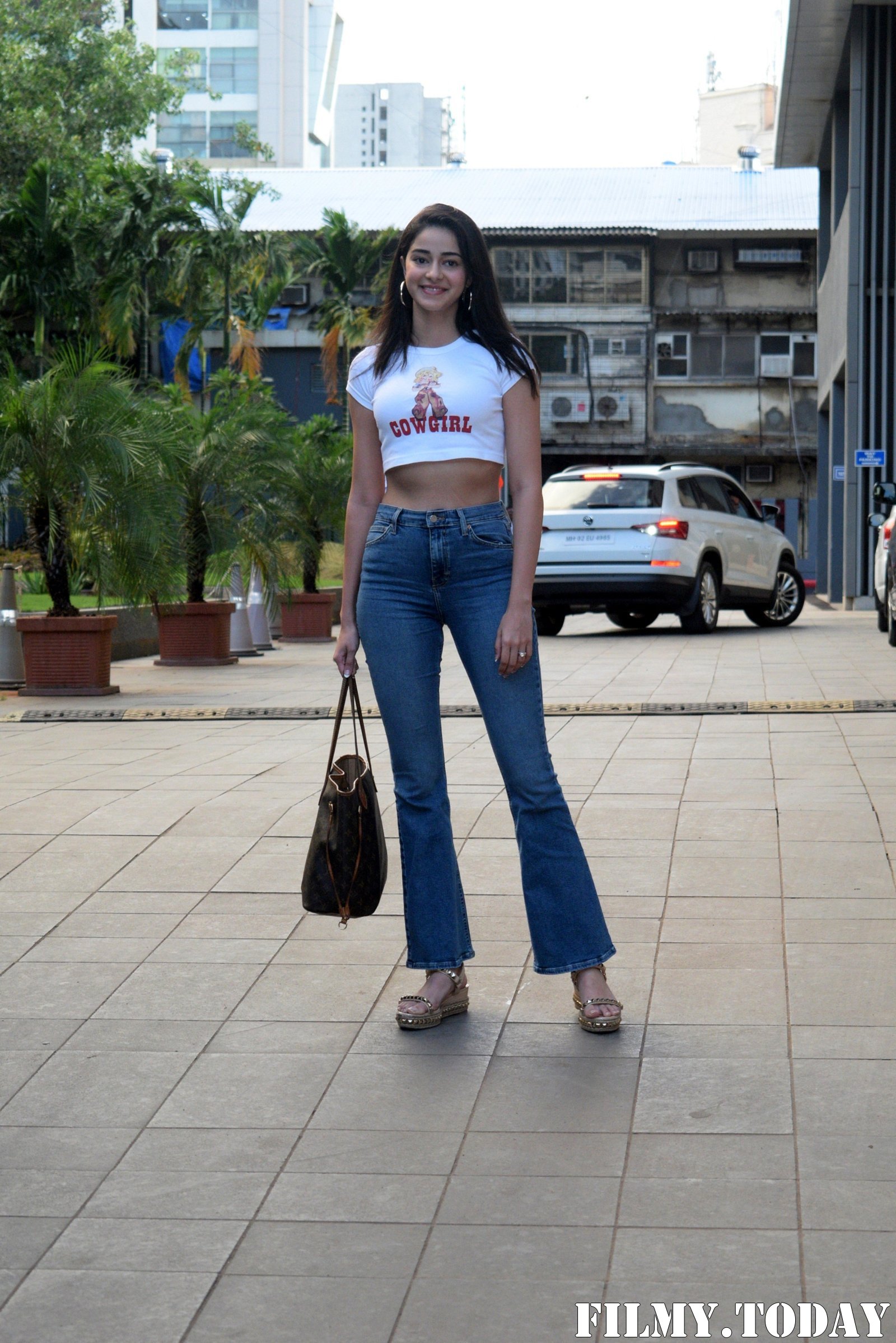Ananya Panday - Photos: Celebs Spotted at Andheri | Picture 1679091