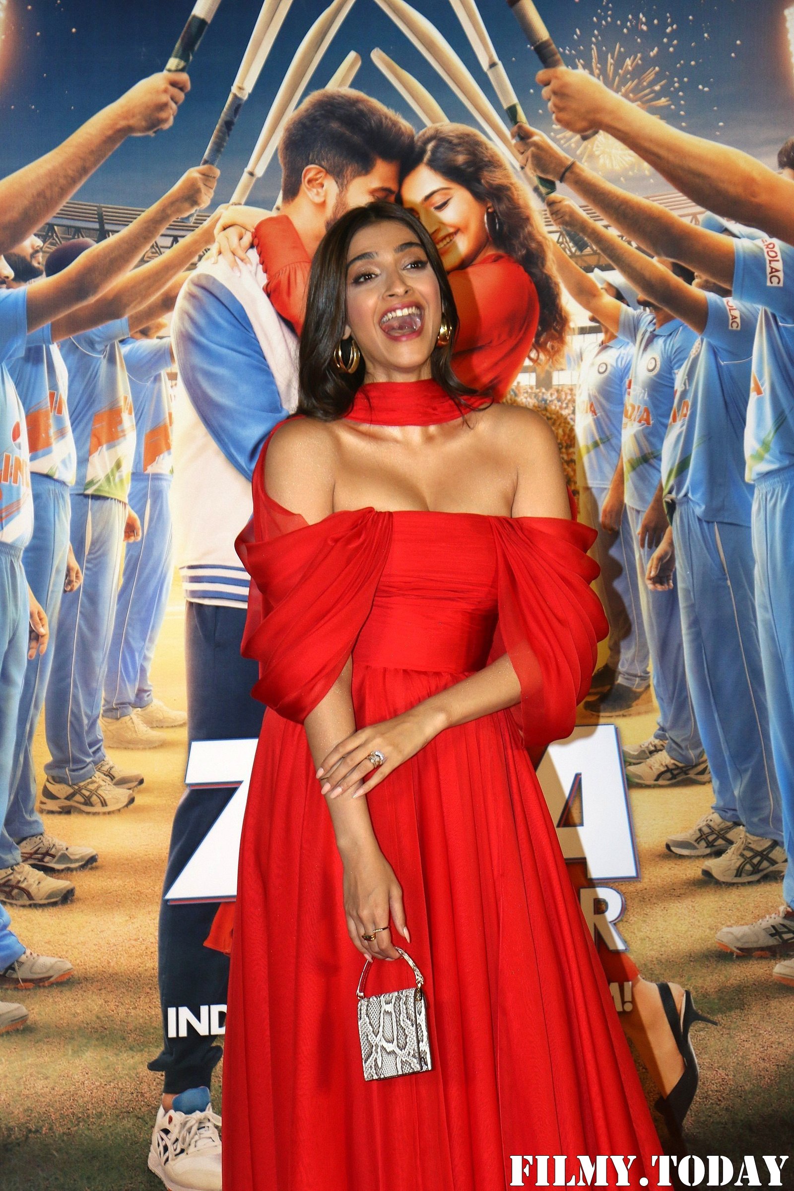 Sonam Kapoor Ahuja - Photos: Trailer Launch Of The Zoya Factor At Pvr Juhu | Picture 1679386