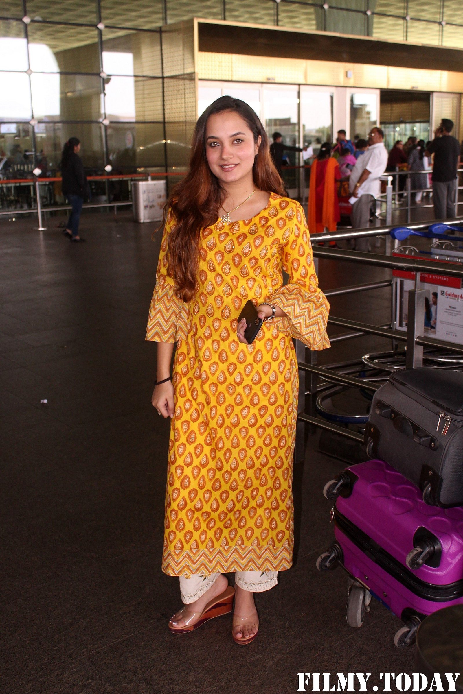 Aakanksha Sharma - Photos: Celebs Spotted At Airport | Picture 1704418
