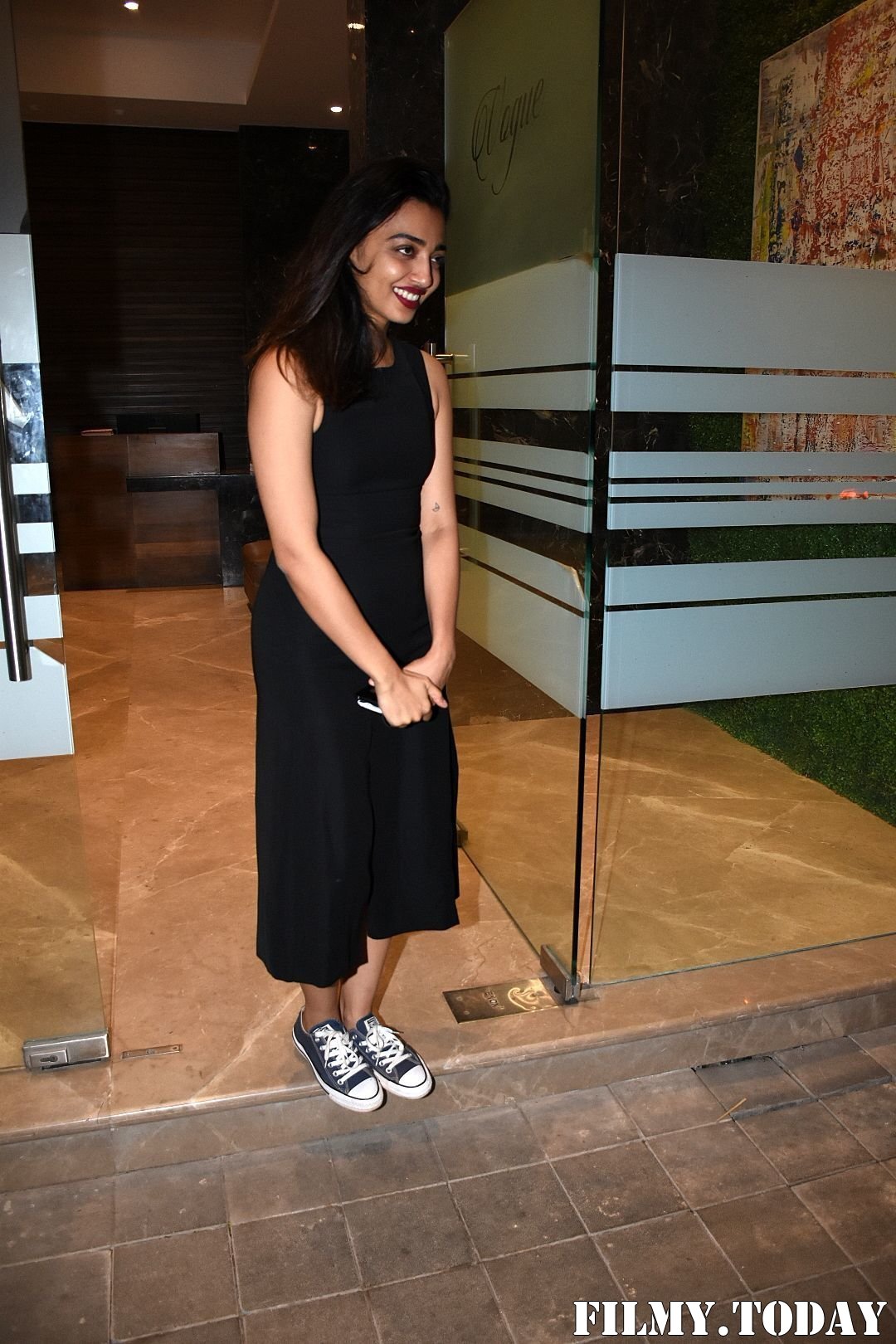 Radhika Apte - Photos: Celebs At Rohini Iyer's Party | Picture 1707712