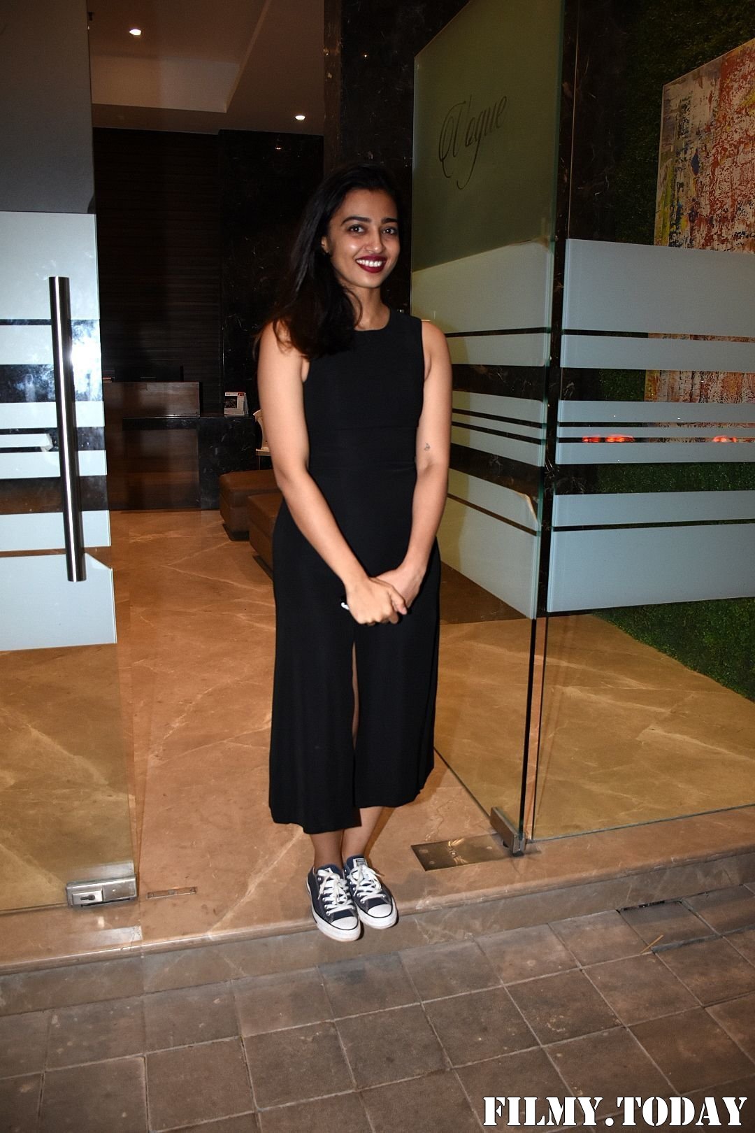 Radhika Apte - Photos: Celebs At Rohini Iyer's Party | Picture 1707713