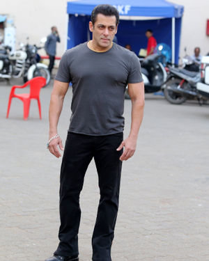 Salman Khan - Photos: Promotion Of Film Dabangg 3 | Picture 1707749