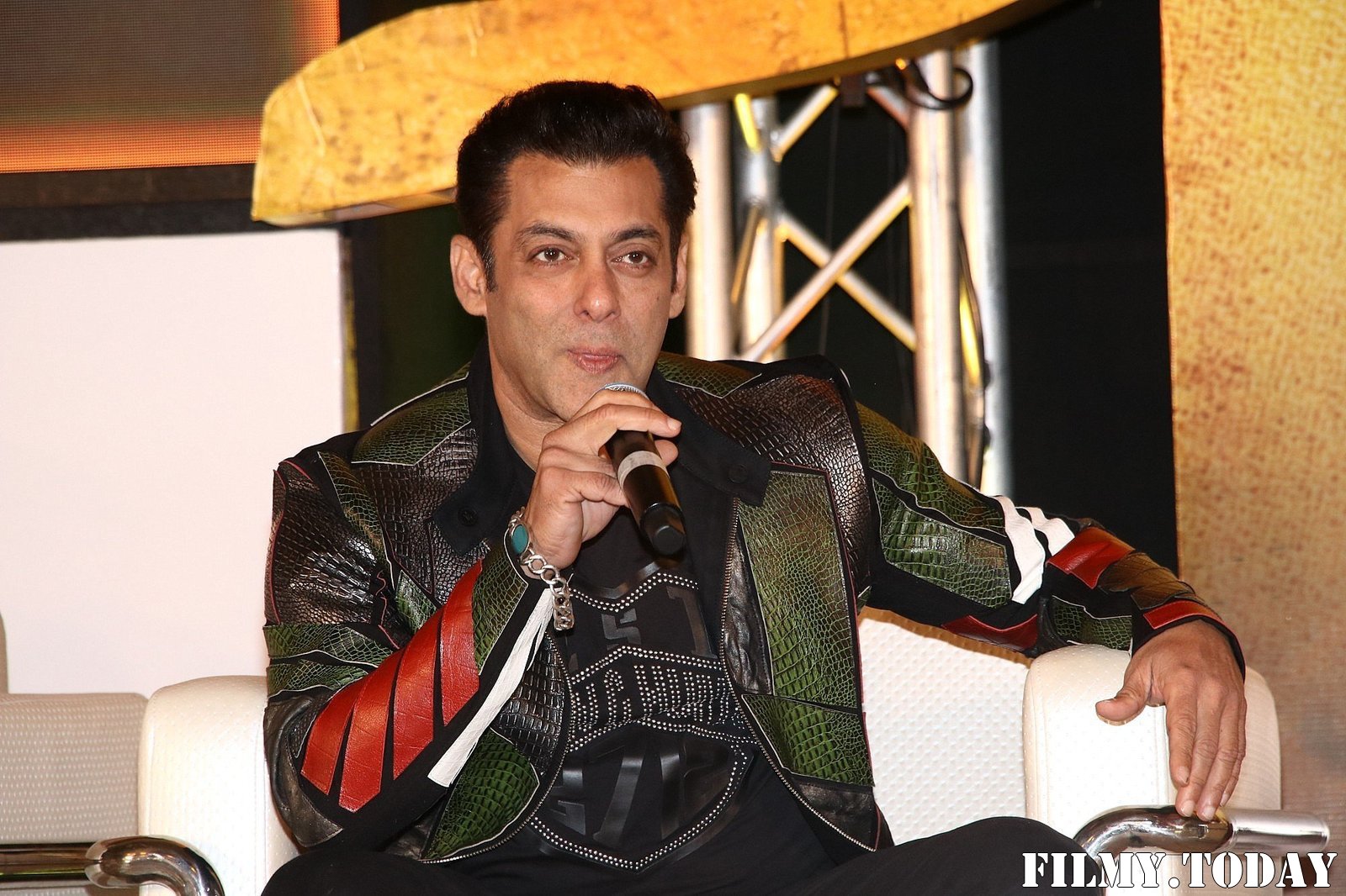 Salman Khan - Photos: Press Conference Of Film Dabangg 3 At Chennai | Picture 1708570