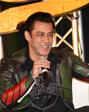 Salman Khan - Photos: Press Conference Of Film Dabangg 3 At Chennai | Picture 1708577