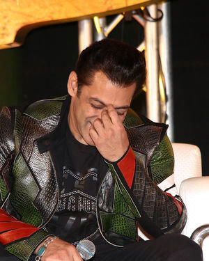 Salman Khan - Photos: Press Conference Of Film Dabangg 3 At Chennai | Picture 1708575