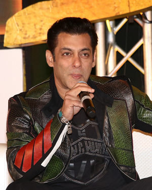 Salman Khan - Photos: Press Conference Of Film Dabangg 3 At Chennai | Picture 1708570