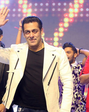 Salman Khan - Photos: Dabangg 3 Movie Pre-release Event | Picture 1709387