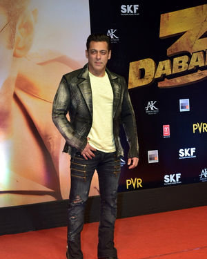 Salman Khan - Photos: Screening Of Dabangg 3 At Pvr Juhu | Picture 1709919