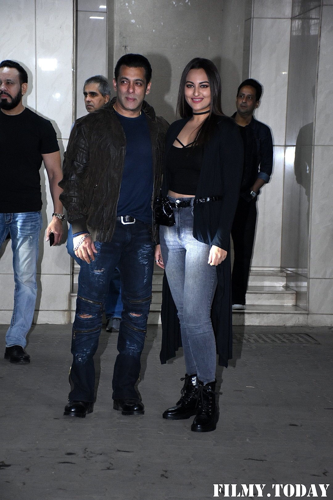 Photos: Salman Khan Birthday Party At Bandra | Picture 1711853