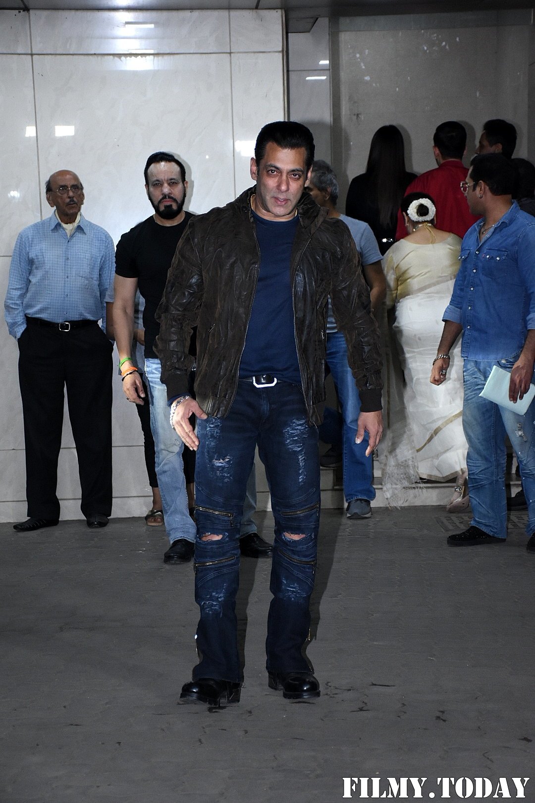 Salman Khan - Photos: Salman Khan Birthday Party At Bandra | Picture 1711851
