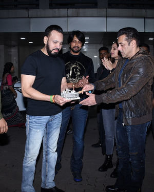 Photos: Salman Khan Birthday Party At Bandra | Picture 1711855