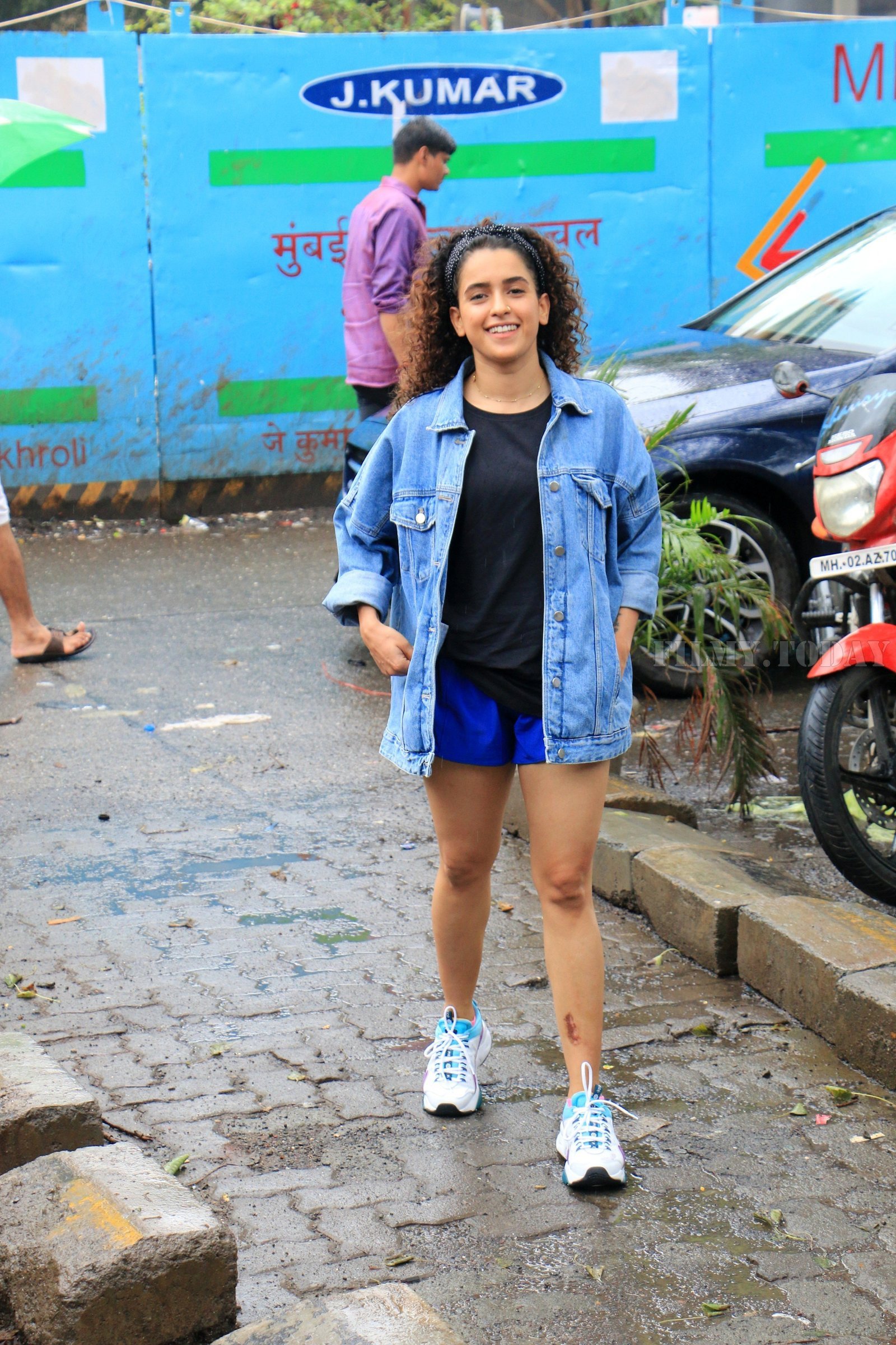 Sanya Malhotra - Photos: Celebs Spotted at Andheri | Picture 1659273