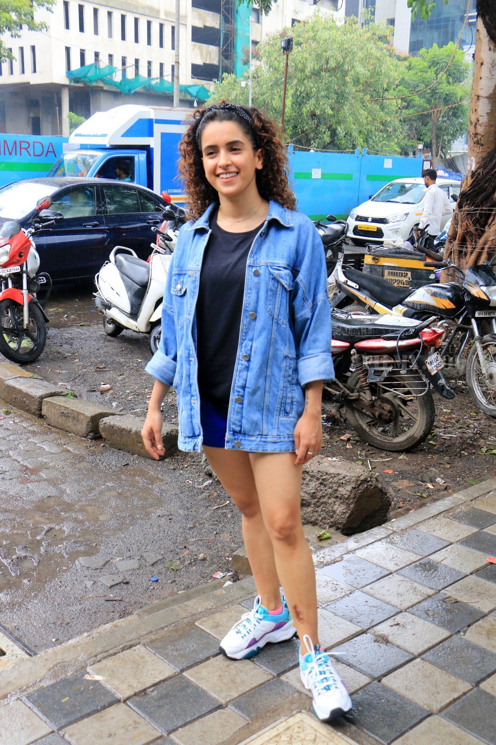 Sanya Malhotra - Photos: Celebs Spotted at Andheri | Picture 1659274