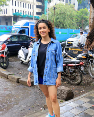 Sanya Malhotra - Photos: Celebs Spotted at Andheri | Picture 1659274