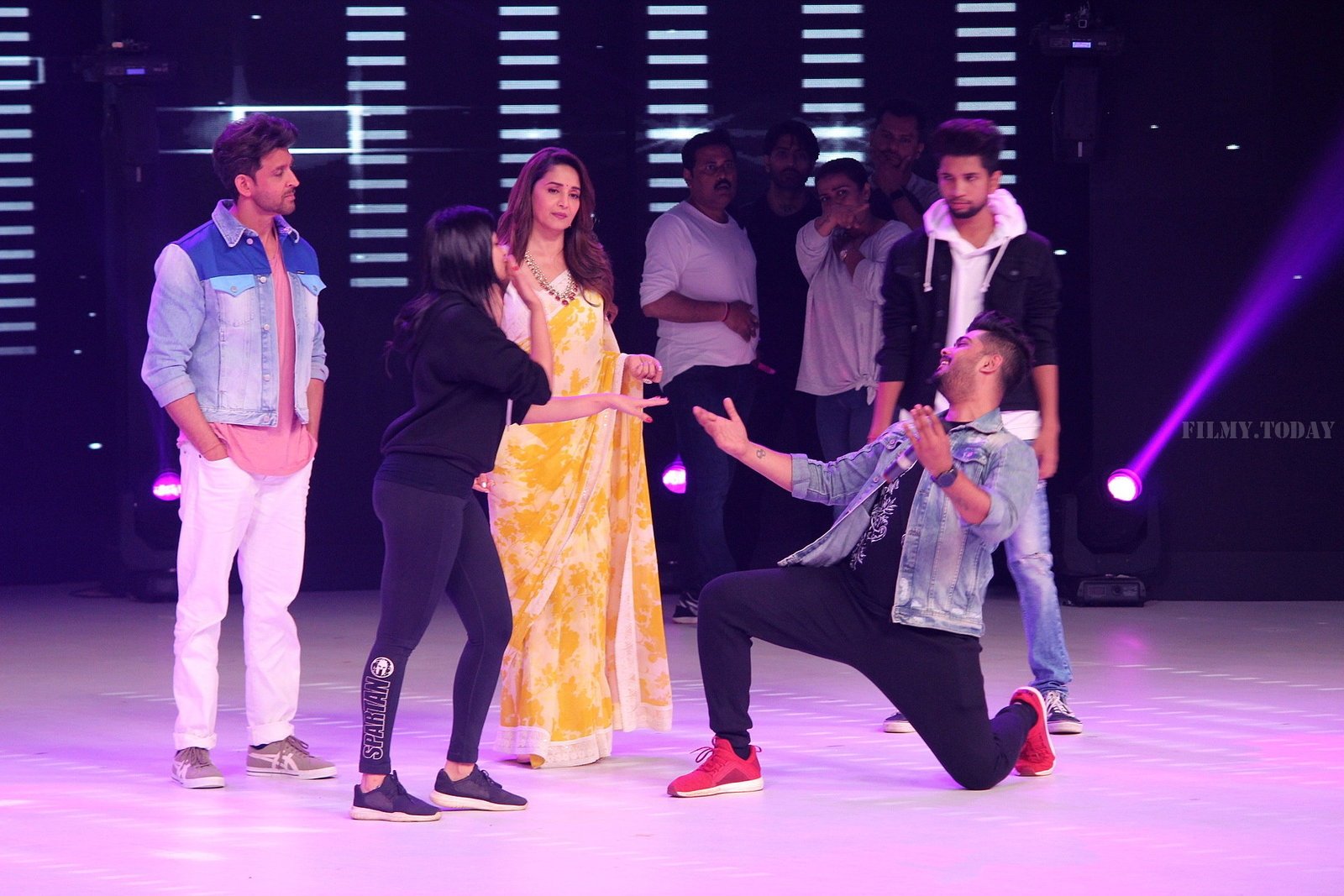 Photos: Promotion Of Film Super 30 On The Sets Of Colors Dance Deewane In Filmcity | Picture 1659759