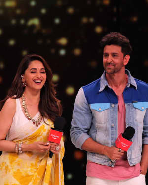 Photos: Promotion Of Film Super 30 On The Sets Of Colors Dance Deewane In Filmcity | Picture 1659740
