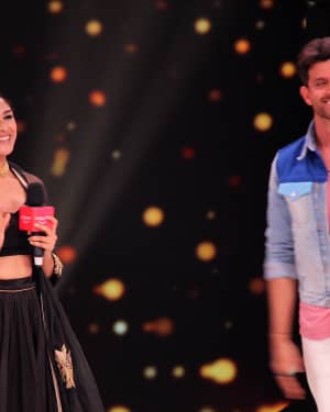 Photos: Promotion Of Film Super 30 On The Sets Of Colors Dance Deewane In Filmcity | Picture 1659766
