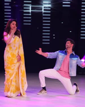 Photos: Promotion Of Film Super 30 On The Sets Of Colors Dance Deewane In Filmcity | Picture 1659753