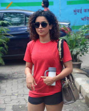 Sanya Malhotra - Photos: Celebs Spotted at Andheri | Picture 1660104