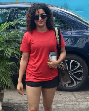 Sanya Malhotra - Photos: Celebs Spotted at Andheri | Picture 1660107