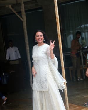 Photos: Sonakshi Sinha At The Media Interactions For Her Film Khandaani Shafakhana | Picture 1661389
