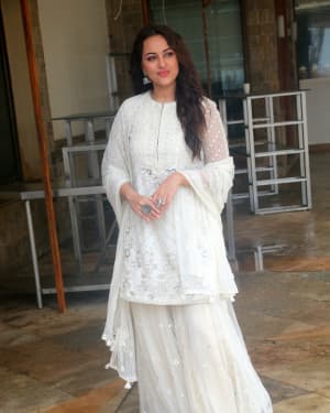 Photos: Sonakshi Sinha At The Media Interactions For Her Film Khandaani Shafakhana | Picture 1661383