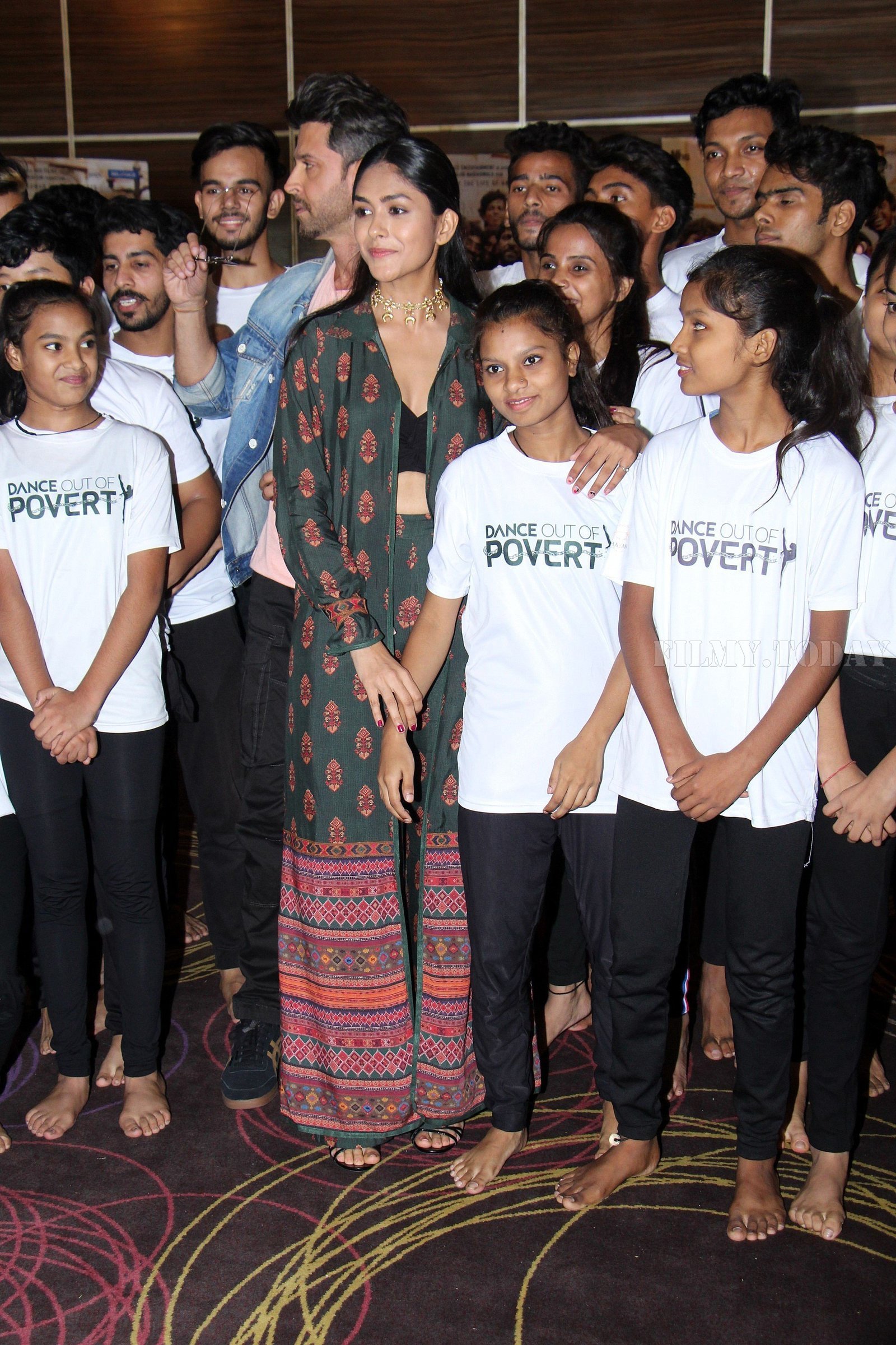 Photos: Super 30 Team Fulfils The Wish Of Poverty Kids To Dance With Hrithik | Picture 1661671