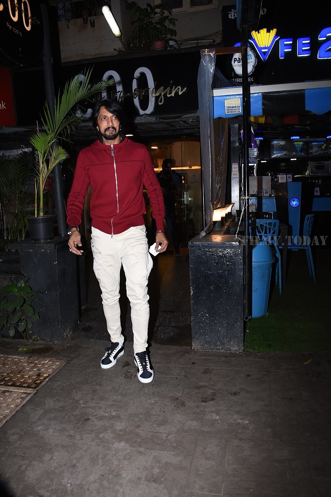 Kichcha Sudeep - Photos: Celebs Spotted at Bandra | Picture 1661786