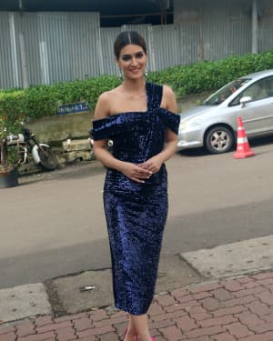 Kriti Sanon - Photos: Promotion Of Film Arjun Patiala On The Sets Of Dance India Dance | Picture 1663606