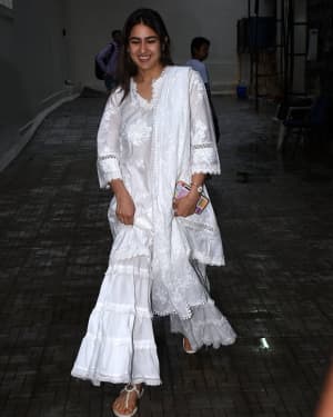 Photos: Sara Ali Khan Spotted At Dharma Productions Office | Picture 1663520