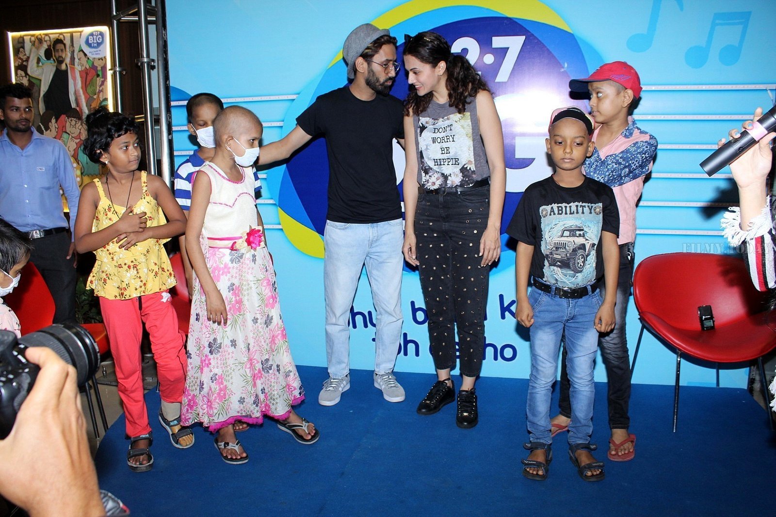 Photos: Taapsee Pannu Visits Big Fm For Meet And Greet With Children Battling Cancer | Picture 1663501