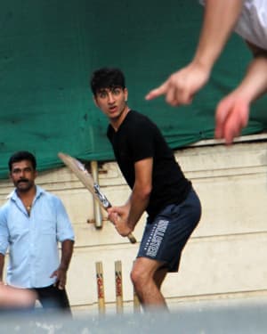 Photos: Ibrahim Ali Khan Snapped When Playing Cricket With Friends | Picture 1664230
