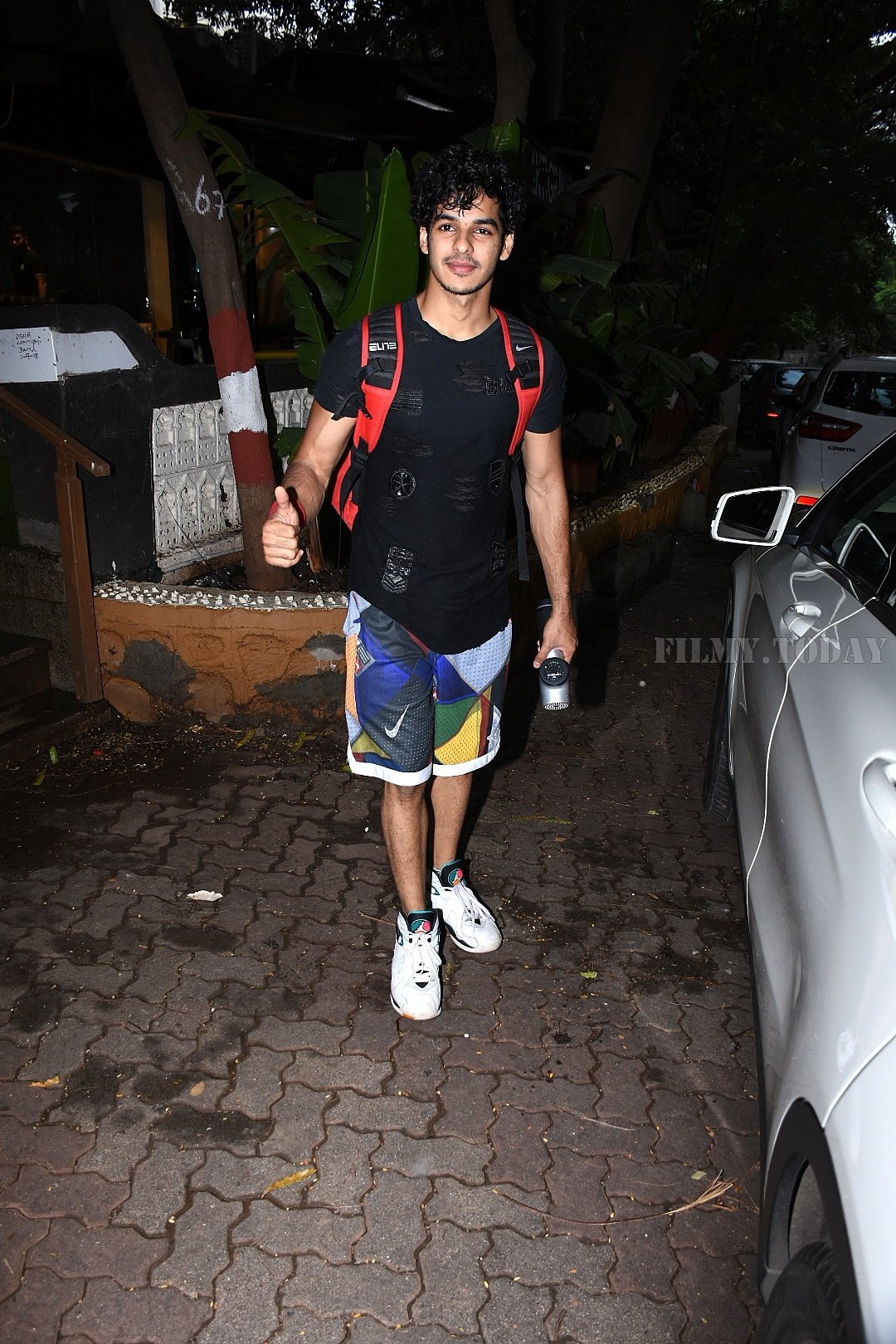 Ishaan Khattar - Photos: Celebs Spotted at Bandra | Picture 1664480