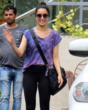 Photos: Shraddha Kapoor Spotted at Dance Class | Picture 1664501