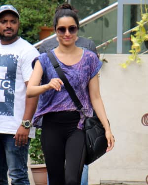 Photos: Shraddha Kapoor Spotted at Dance Class | Picture 1664502