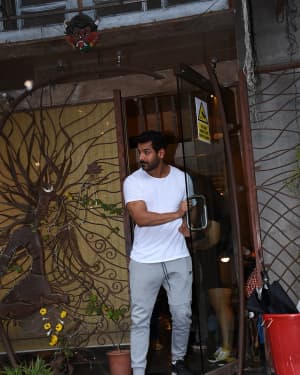 Photos: John Abraham Snapped At A Salon In Bandra | Picture 1665354