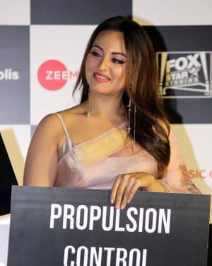 Sonakshi Sinha - Photos: Trailer Launch Of Film Mission Mangal | Picture 1665481
