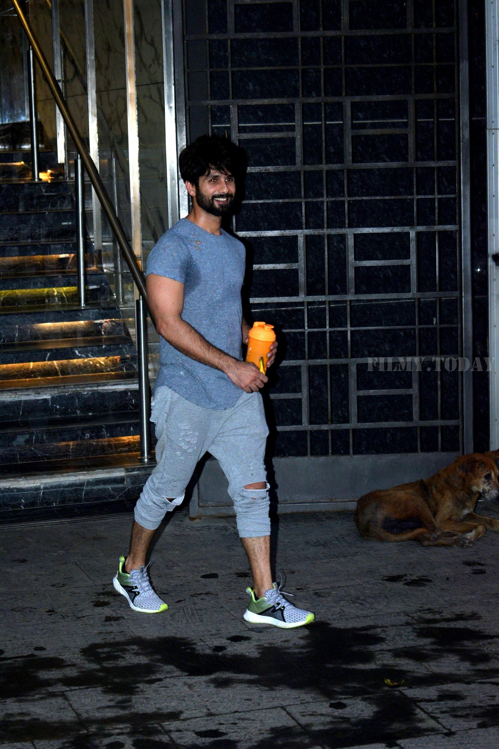 Shahid Kapoor - Photos: Celebs Spotted at Gym | Picture 1667326