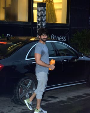 Shahid Kapoor - Photos: Celebs Spotted at Gym | Picture 1667328