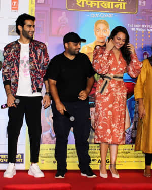 Photos: Trailer Launch Of Film Khandaani Shafakhana With Star Cast | Picture 1667591