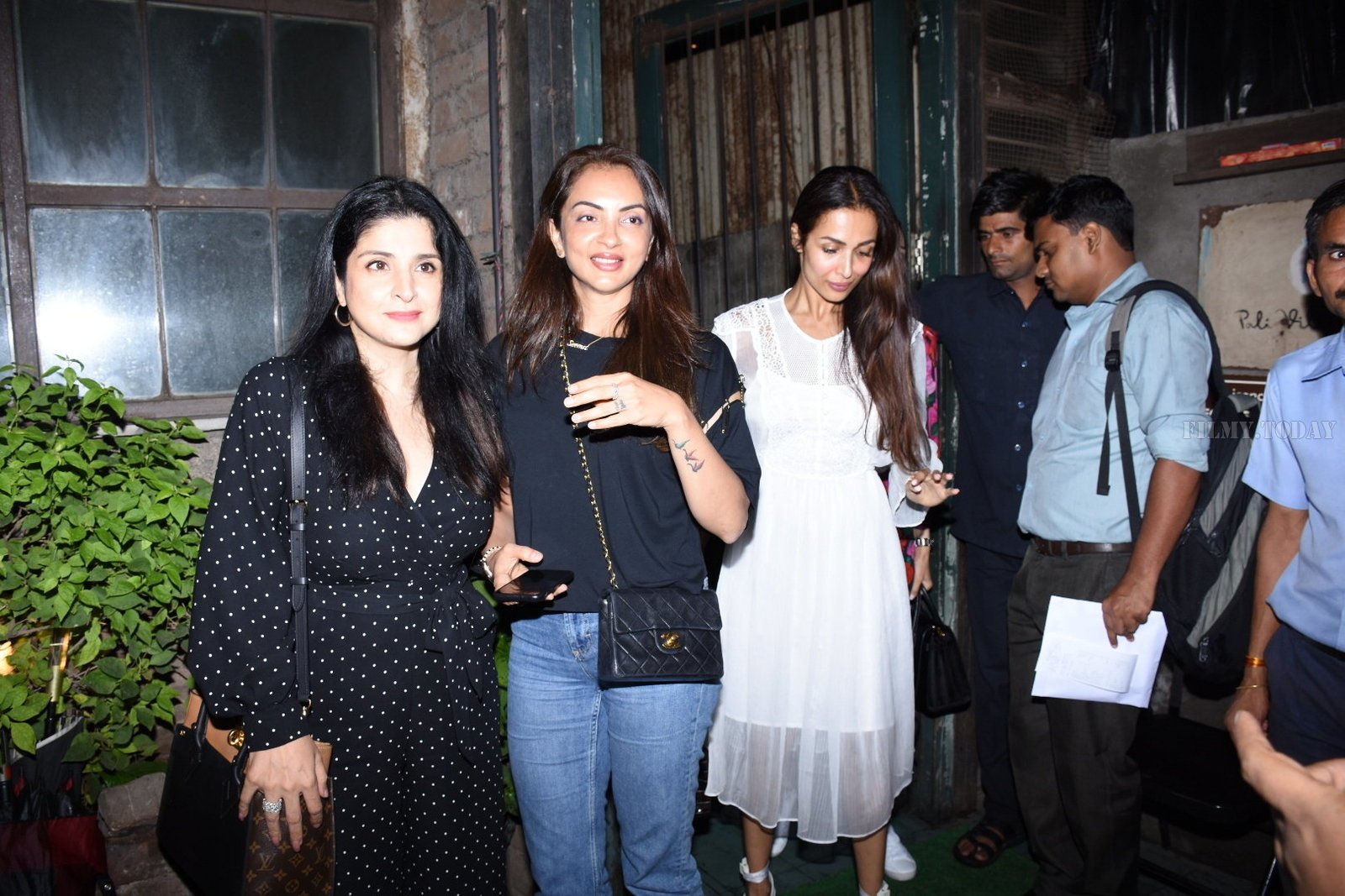Photos: Celebs Spotted At Pali Village Cafe In Bandra | Picture 1669019