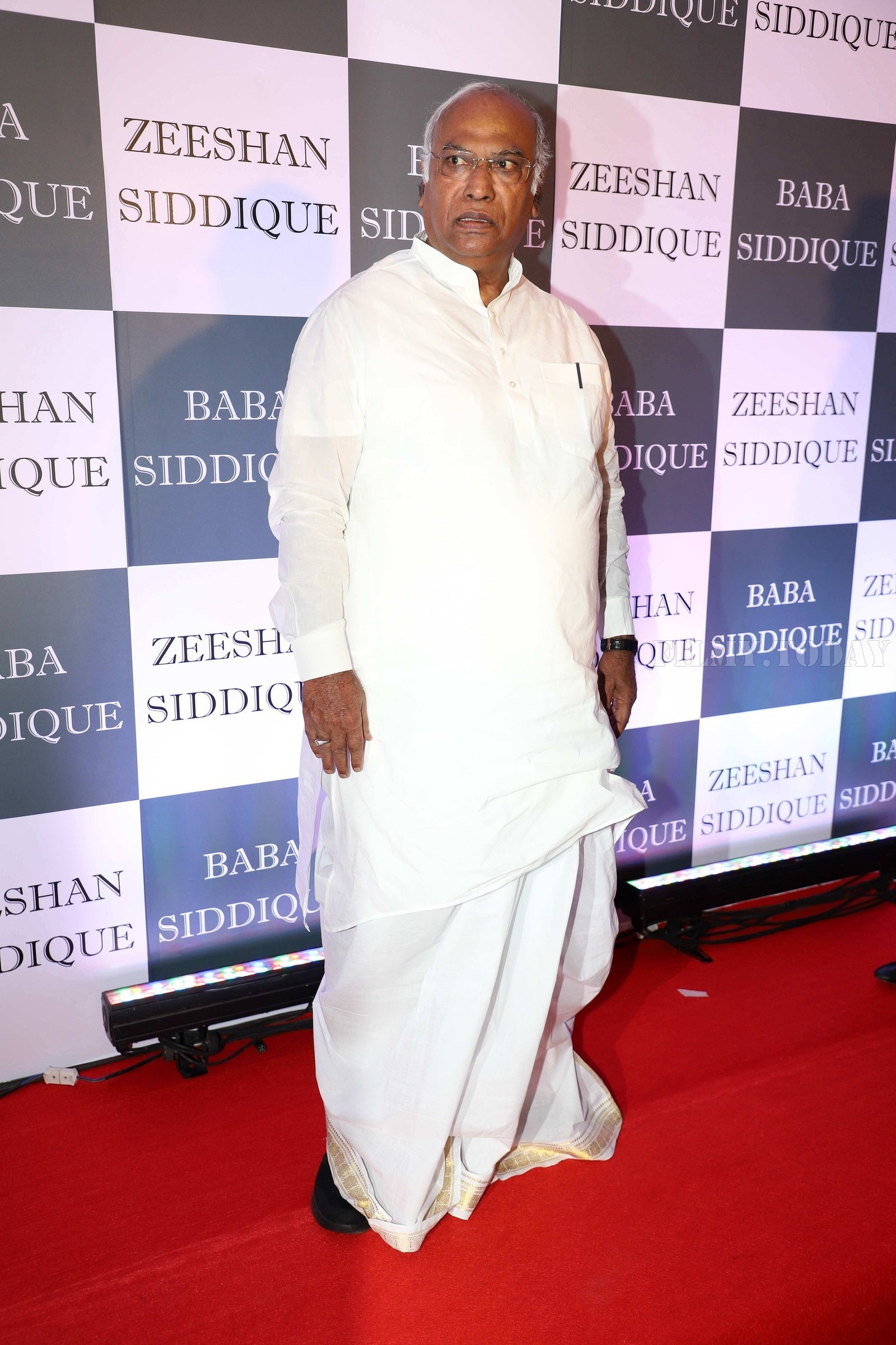 Photos: Baba Siddiqui Iftar Party At Taj Lands End Add Files | Picture 1651461