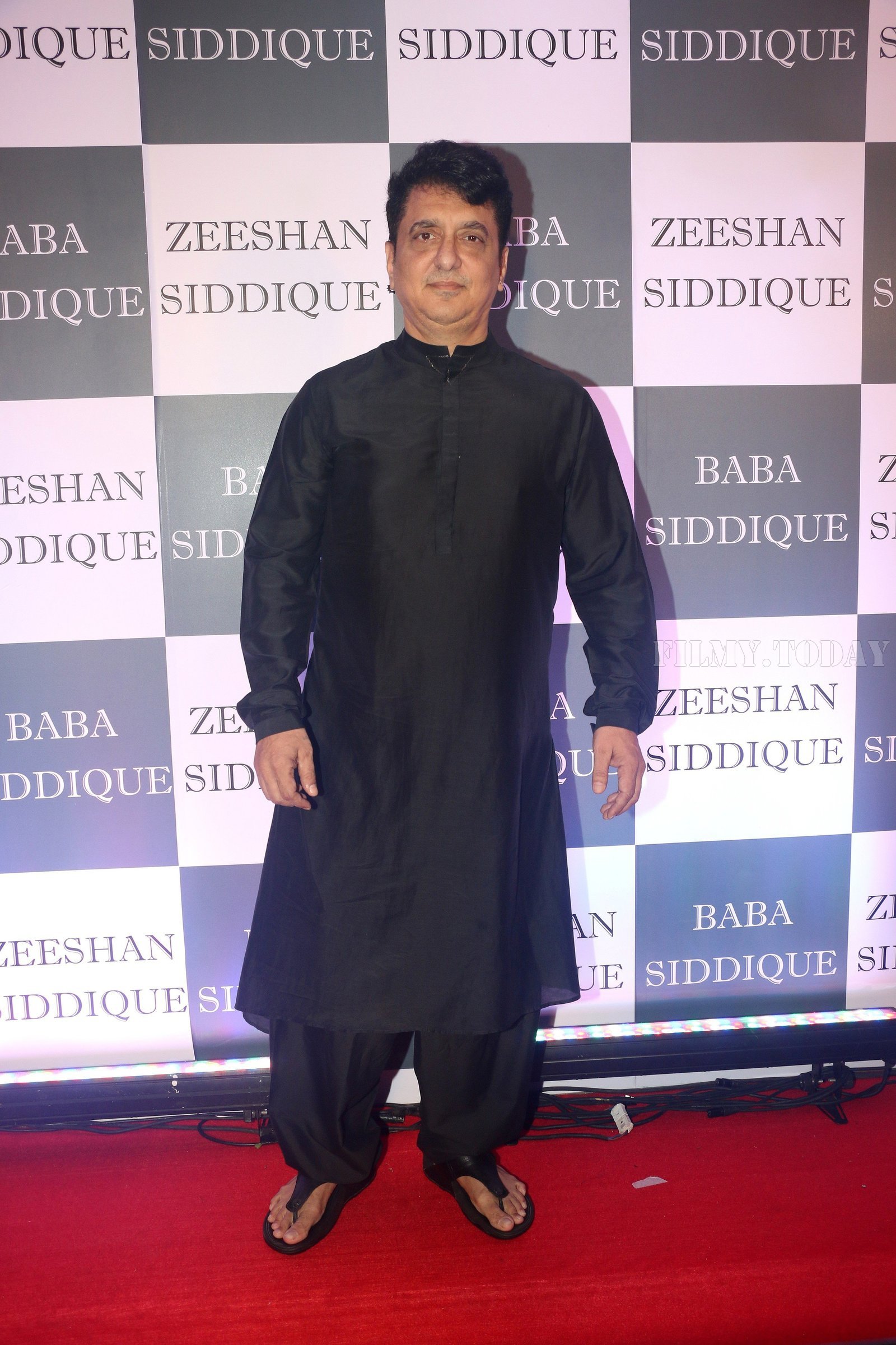 Photos: Baba Siddiqui Iftar Party At Taj Lands End Add Files | Picture 1651440